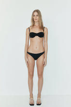 Load image into Gallery viewer, Classic Bottom  - Black
