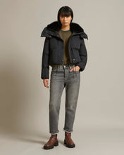 Load image into Gallery viewer, Puffer Jacket Cotton Blended/Fox Trimming - Noir
