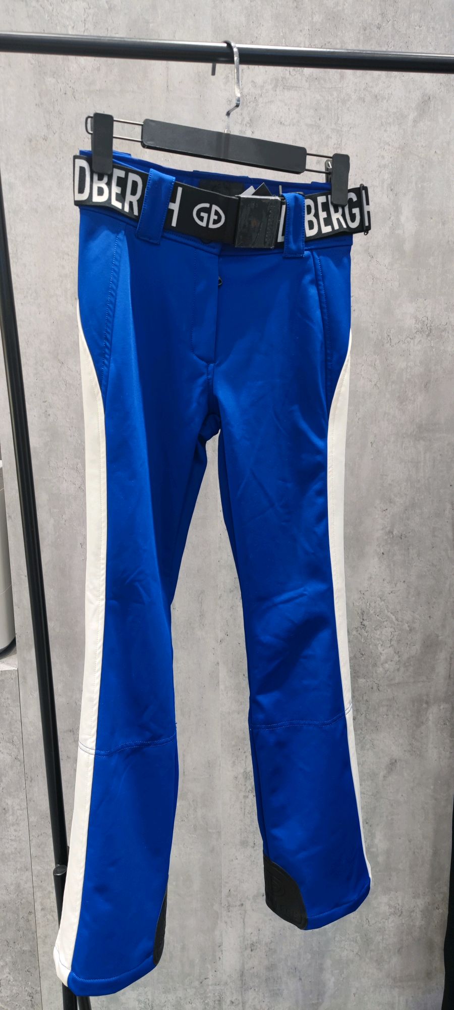 Runner Ladies Knitted Pants - Blue