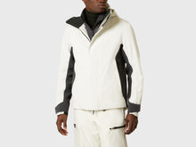 Load image into Gallery viewer, Indren Jacket - Off White
