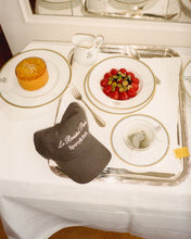 Load image into Gallery viewer, Faubourg Hat  - Chocolate Cream

