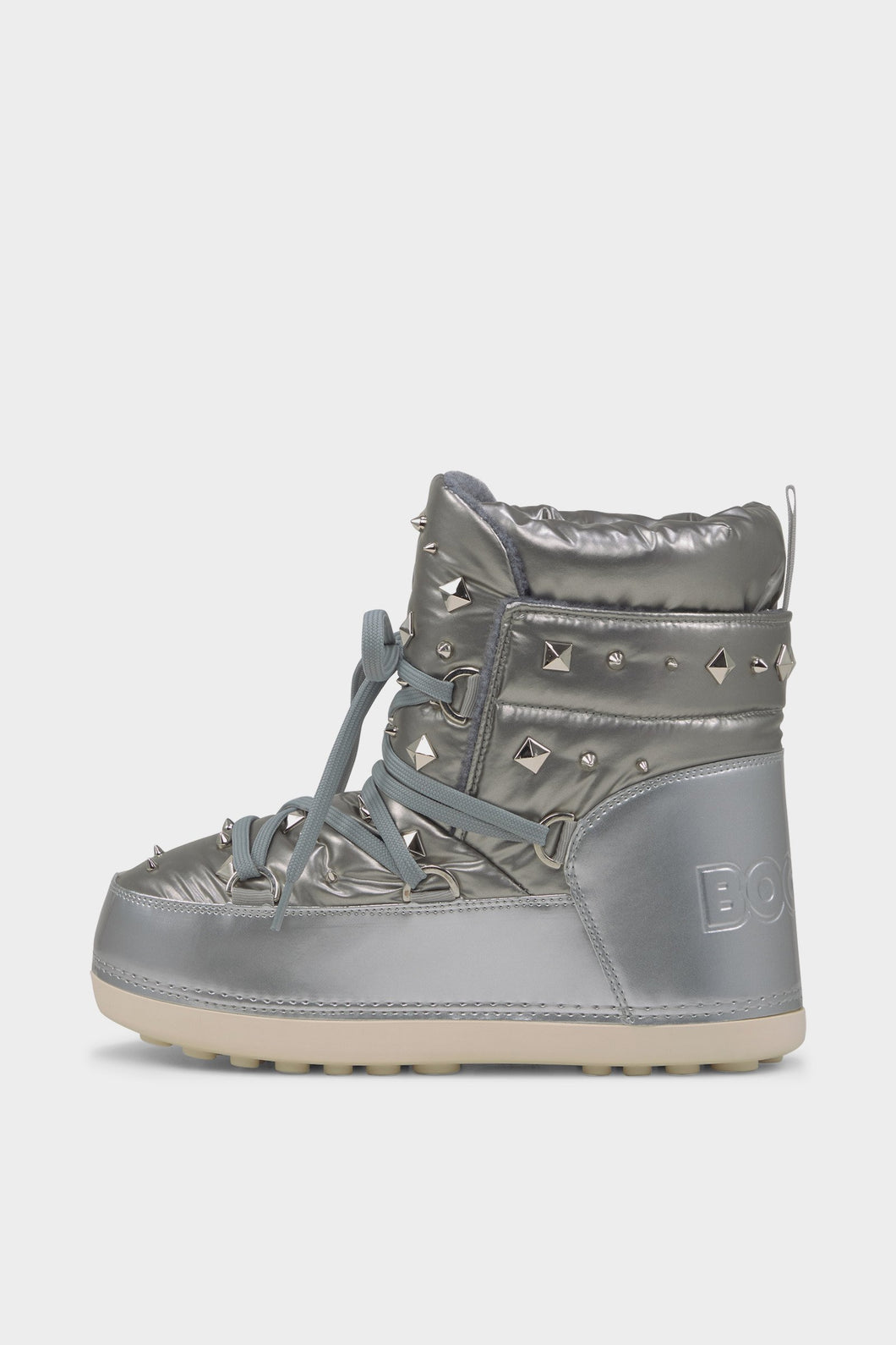 Trois Vallees 16 Studded Snow Boots - Silver