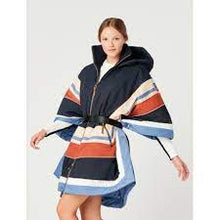 Load image into Gallery viewer, Cape Matelassee Women Jacket - Marin
