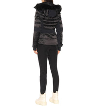 Load image into Gallery viewer, Maria fur-trimmed technical Ski Jacket 窶・Black
